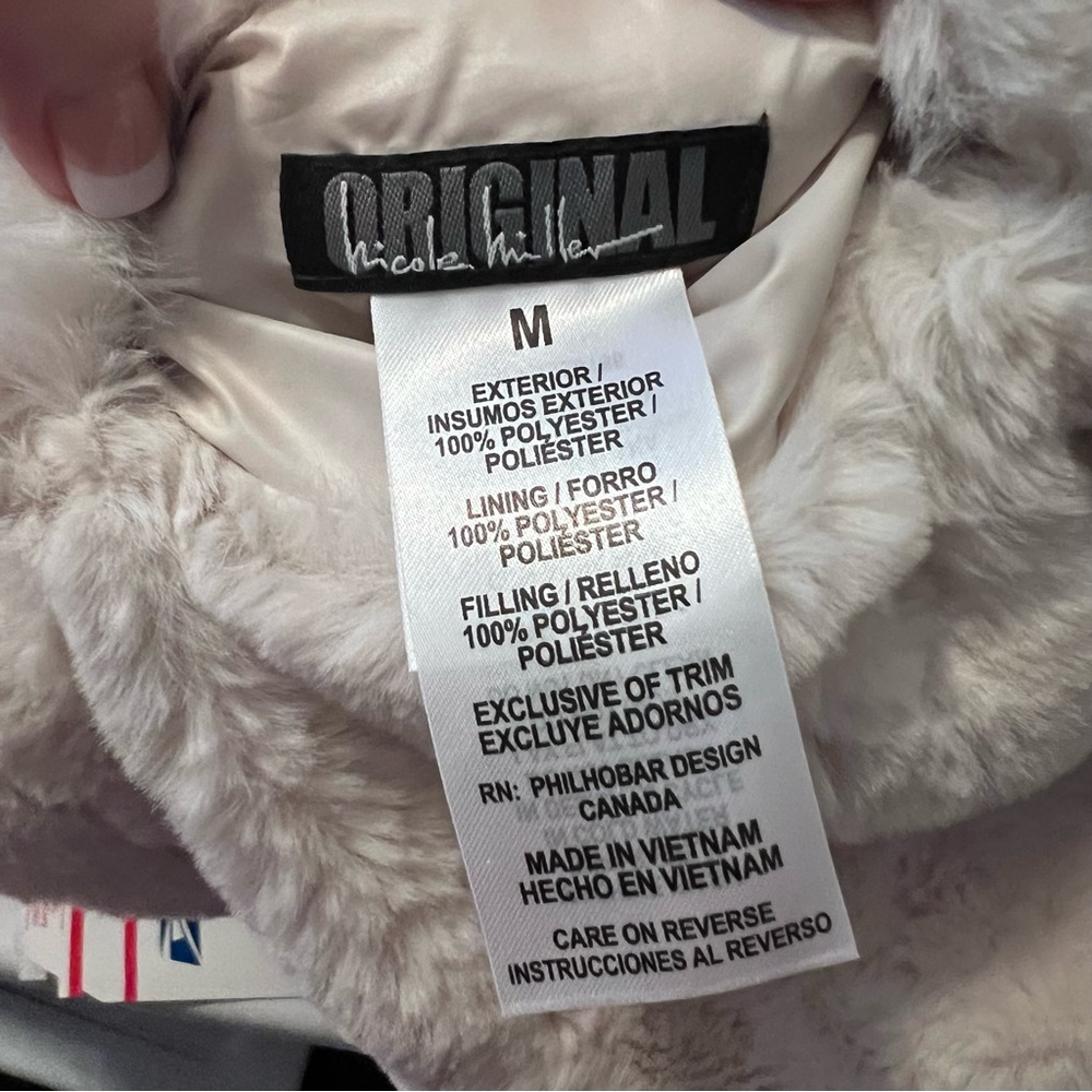 Nicole Miller Reversible Faux Fur Sherpa Puffer Vest White Size M Zip Pockets - Picture 11 of 16